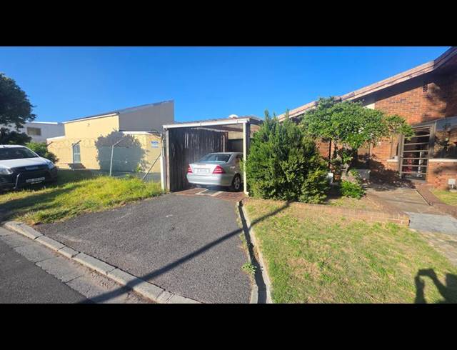 5 BEDROOM HOUSE FOR SALE IN KENSINGTON